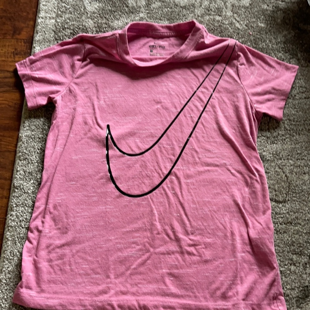 Girl’s Nike Dry-Fit T-shirt size youth large.